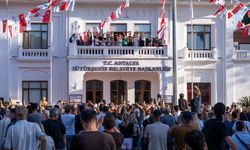 63'üncü Altın Portakal 'Geleneksel Kortej' ile başladı / Ek fotoğraflar