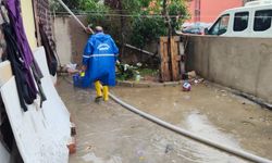 Akdeniz Belediyesi saha ekipleri çalışmalarını sürdürüyor