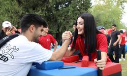 Akdeniz Üniversitesi'nde Cumhuriyet coşkusu