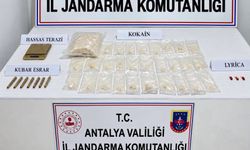 Aksu ve Manavgat'ta uyuşturucu operasyonu