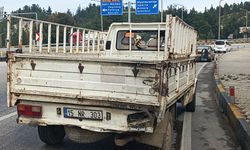 Biri ambulans 4 araç zincirleme kazaya karıştı: 6 yaralı