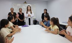 Toroslar’da kız çocuklarına özel eğitim: Ders erteleme ve hijyen konusunda önemli uyarılar