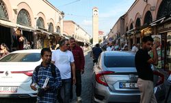 Türkiye'nin en yüksek saat kulesinin yer aldığı cadde trafiğe kapatıldı