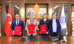 Yardımsevenler Derneği'nden eğitime destek