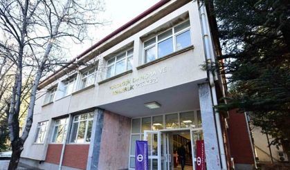 Anadolu PDRM depremden etkilenen öğrencilere psikolojik yardım sunuyor
