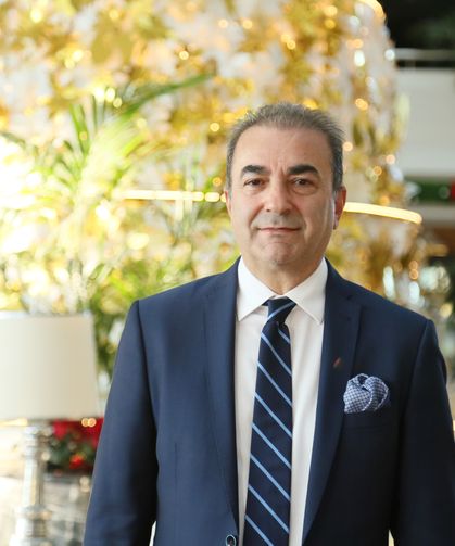 Antalya'da Noel ve yılbaşı renkliliği