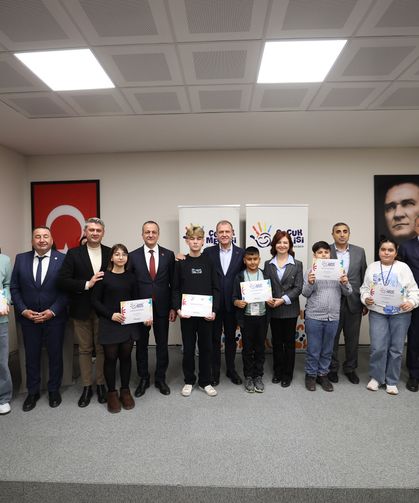 Başkan Seçer, Büyükşehir'in Çocuk Meclisi üyeleri ile bir araya geldi
