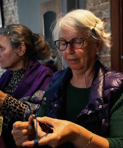 Muratpaşa Çifte Kuyular Yaşlı Evi'nden minikleri ısıtan proje