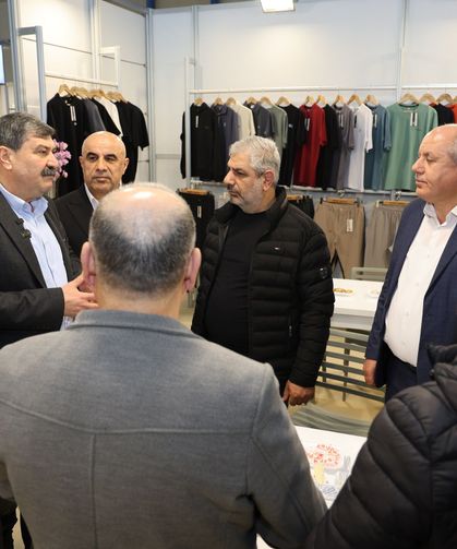Başkan Yıldız, tekstil fuarında sektör paydaşlarıyla görüştü