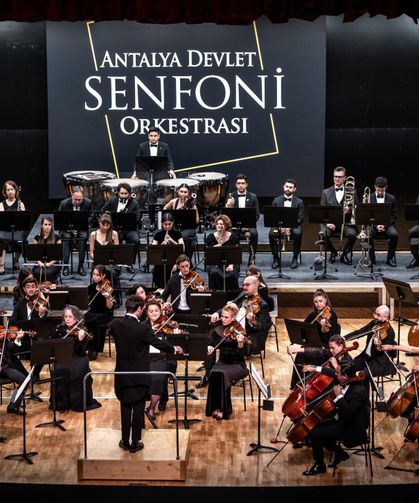 Antalya Devlet Senfoni Orkestrası sanatseverlerle buluştu