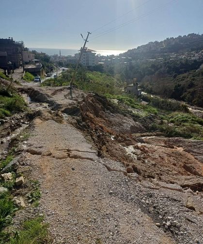 Antalya'da kuvvetli yağış 7 ilçede hasara neden oldu, mahsur kalan hayvanlar kurtarıldı (6)