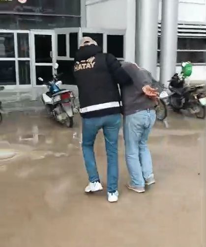 Hatay'da firari 2 FETÖ hükümlüsü yakalandı