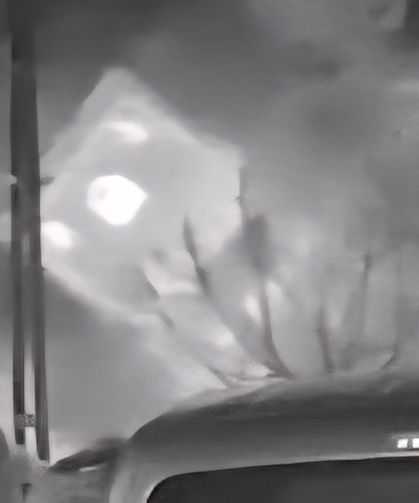 Kamyonun şarampole devrildiği kaza kamerada; 1 yaralı