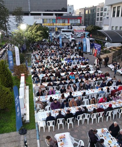 Başkan V. Şener Mesai Arkadaşlarıyla Aynı Sofrada Buluştu