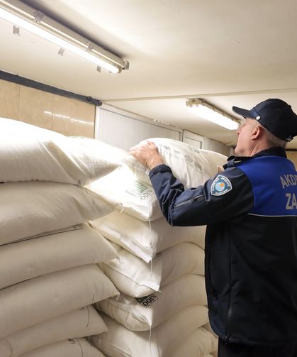 Akdeniz'de bayram öncesi tatlı denetimi