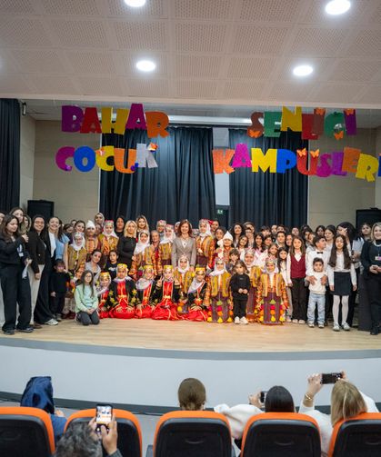 Çocuk kampüsünde bahar coşkusu