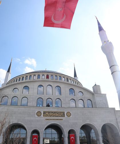 Cumhurbaşkanı Erdoğan: Milli ve manevi kimliğimize sahip çıkmaya devam edeceğiz / Fotoğraflar