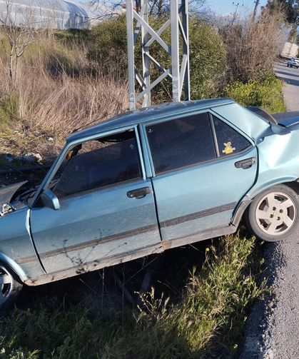 Otomobil şarampole düştü, sürücü yaralandı