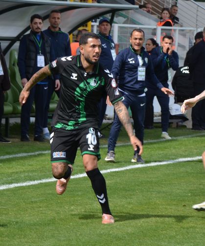 Serik Spor, taraftarına çifte bayram yaşattı: 2-0