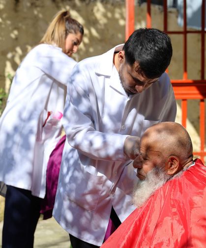 Toroslar'da bayram öncesi gönülleri ısıtan hizmet