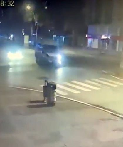 Ambulansla minibüs çarpıştı: 2 yaralı