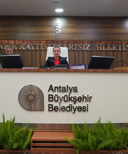 Antalya Büyükşehir Meclisi'nde faaliyet raporu kabul edildi