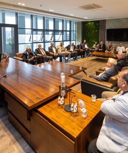 Başkan Tuncer, esnaf odasını ağırladı