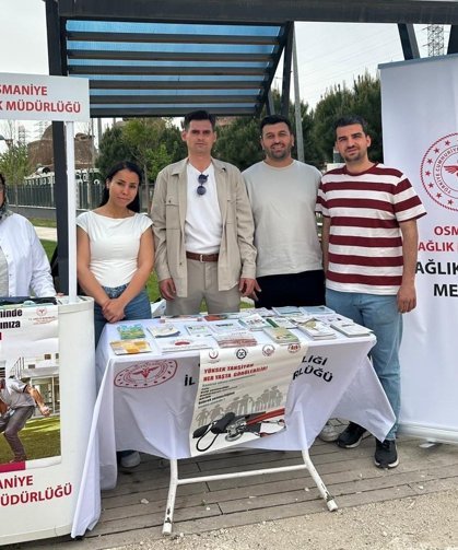 Kalp hastalıklarına dikkat çekmek için stant açıldı