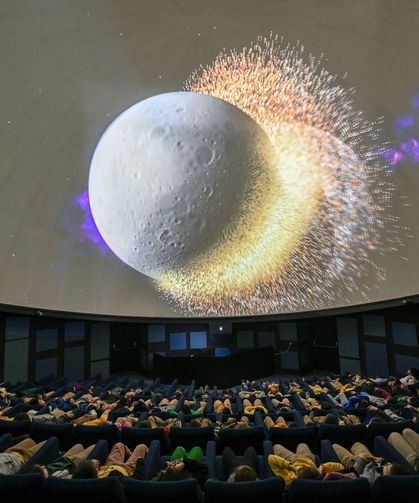 Mersin'de çocuklar evreni keşfediyor