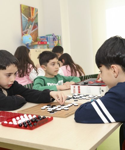 Mersin'de çocuklar teknolojiyi doğru şekilde kullanmayı öğreniyor