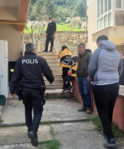 Yalnız yaşadığı evde ölü bulundu