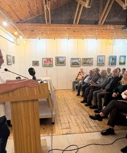 Mersin’de Edebiyat Buluşması: Dr. Nedim İnce Okurlarıyla Buluştu