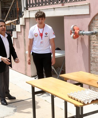 Başkan Türkiş, 41 yıl önce mezun olduğu okulu ziyaret etti