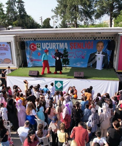Osmaniye'de uçurtma şenliği