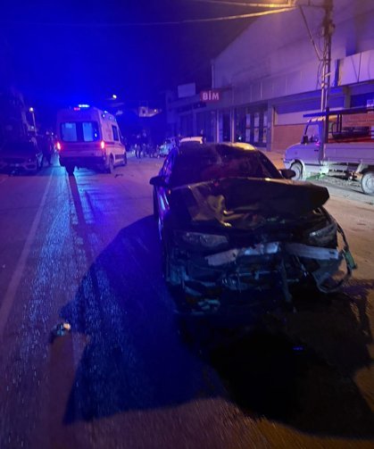 Otomobille çarpışan motosikletin sürücüsü öldü
