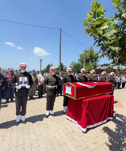 Kıbrıs gazisi son yolculuğuna uğurlandı