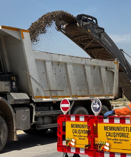 Mersin'de yol yenileme ve bakım çalışmaları sürüyor