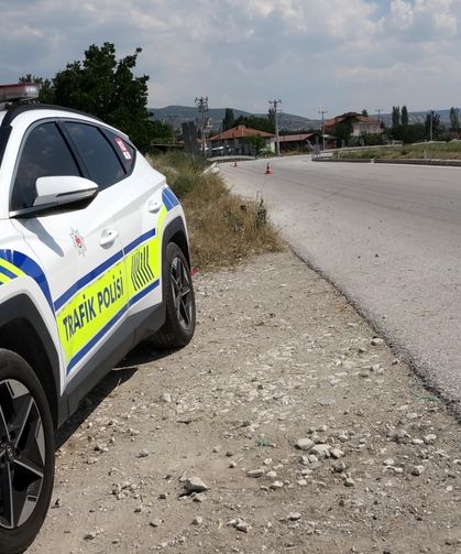 2 kardeş cenazeye gelirken kazada yaralandı