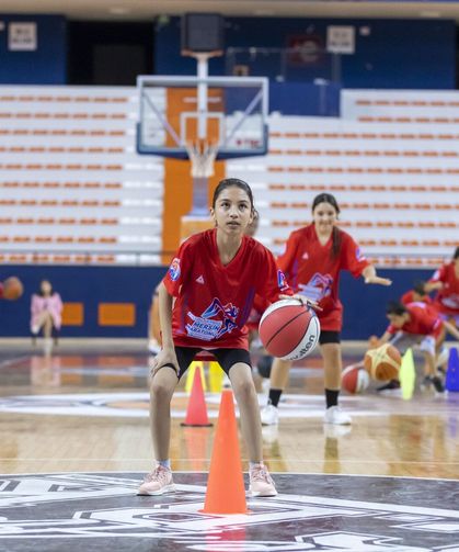 Bilim, kültür, spor ve birçok sosyal etkinlik çocukları ve gençleri bekliyor