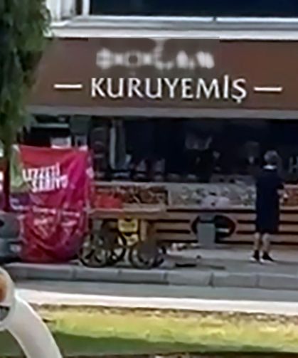 İş yeri sahibi ile kavga edip tüfekle ateş açtı