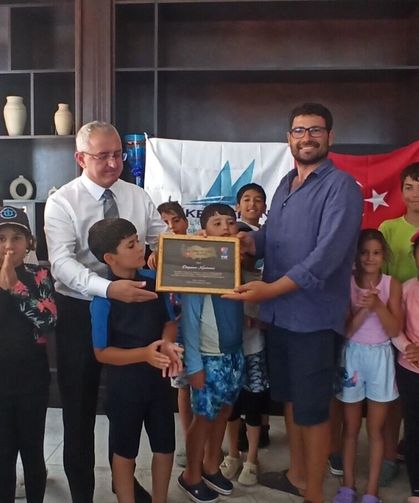 Milli yelkenci, 3 denizi 11 günde aştı