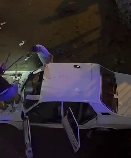 Otomobil köprüden sulama kanalına düştü: 4 yaralı