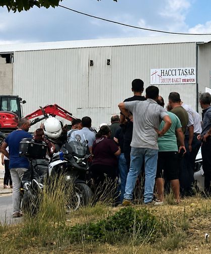 Taziyeye giderken otomobilin çarptığı kadın öldü
