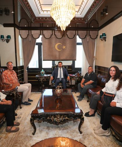 Vali Masatlı, kazı ekibini ağırladı