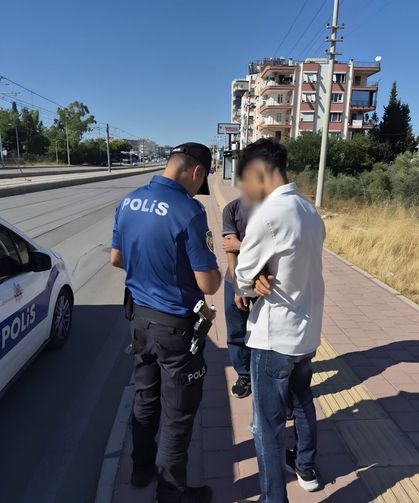 Denetimlerde 211 şüpheli tutuklandı
