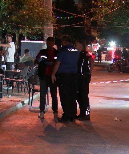 Kaldırımda yürürken silahlı saldırıda yaralandı