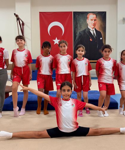 Kepez'de spor dolu yaz tatili