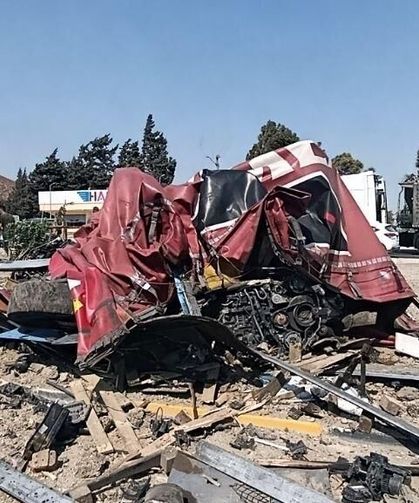 Otomobil ile çarpışan TIR devrildi: 1 yaralı