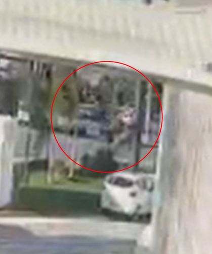 Antalya'da üç aracın karıştığı zincirleme kaza kamerada: 15 yaralı / Ek Fotoğraf