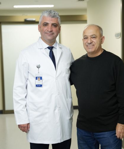 Böbrekleri koruyarak bacak damarlarındaki tıkanıklığı açtılar